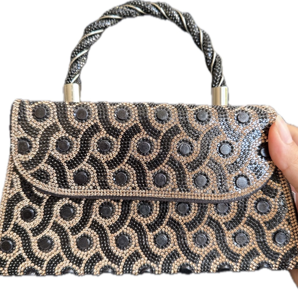 Elegant Black and Gold Women's Handbag
